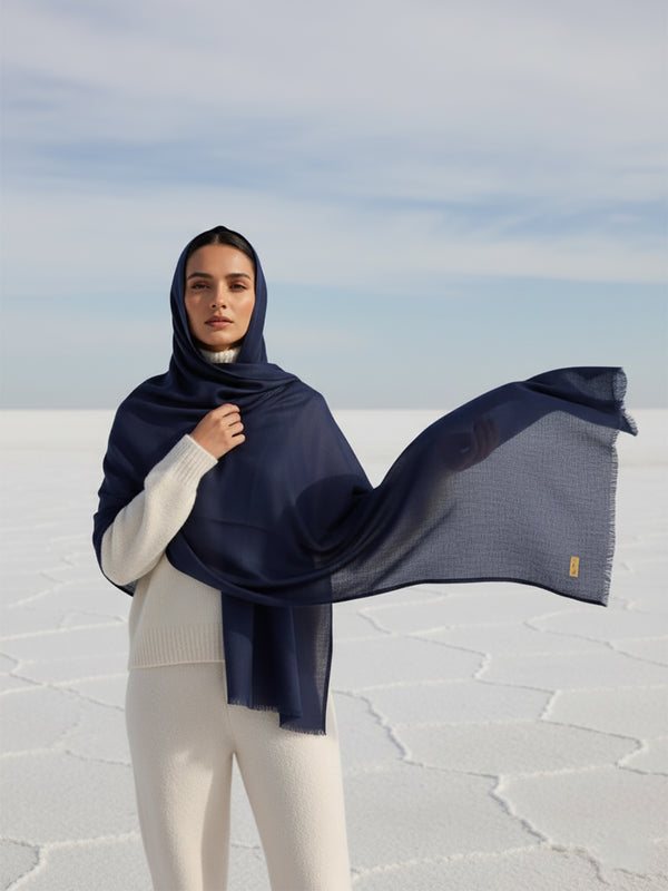 Vicuña Woolen Shawl - Navy Blue